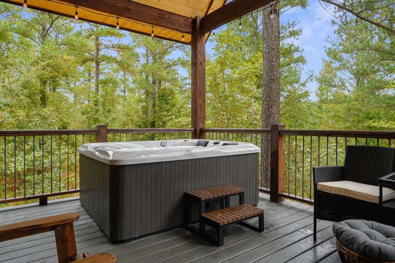 The Adirondack Honeymoon Hot Tub Soaking Tub Wood Burning Fireplace Stephens Gap Extérieur photo